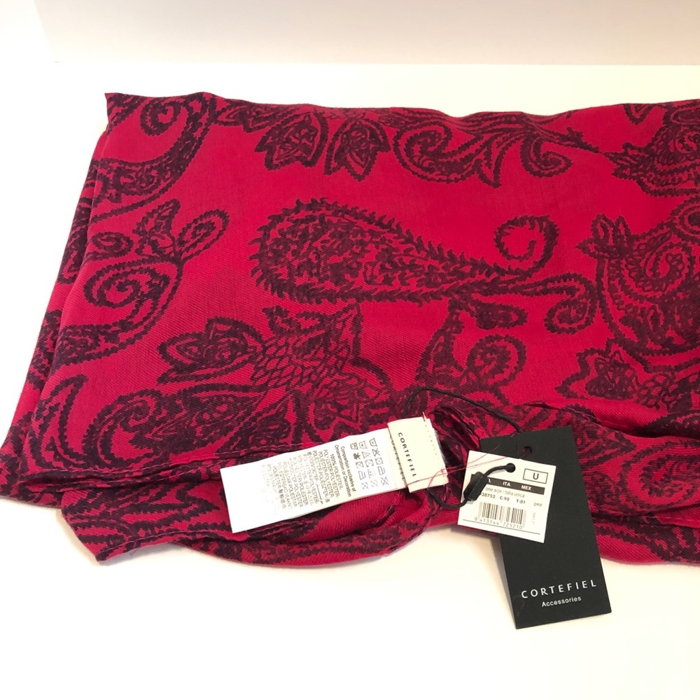 Cortefiel NWT Maroon Fuschia Paisley Scarf Spain
